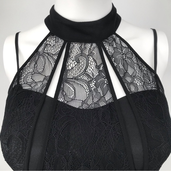 BCBGeneration Lace Cutout Bust Formal Maxi Dress - Picture 11 of 12